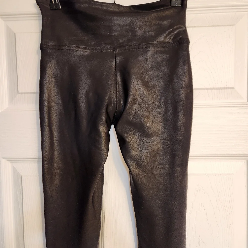 Spanx Faux Leather Leggings Size Small - Picture 16 of 16